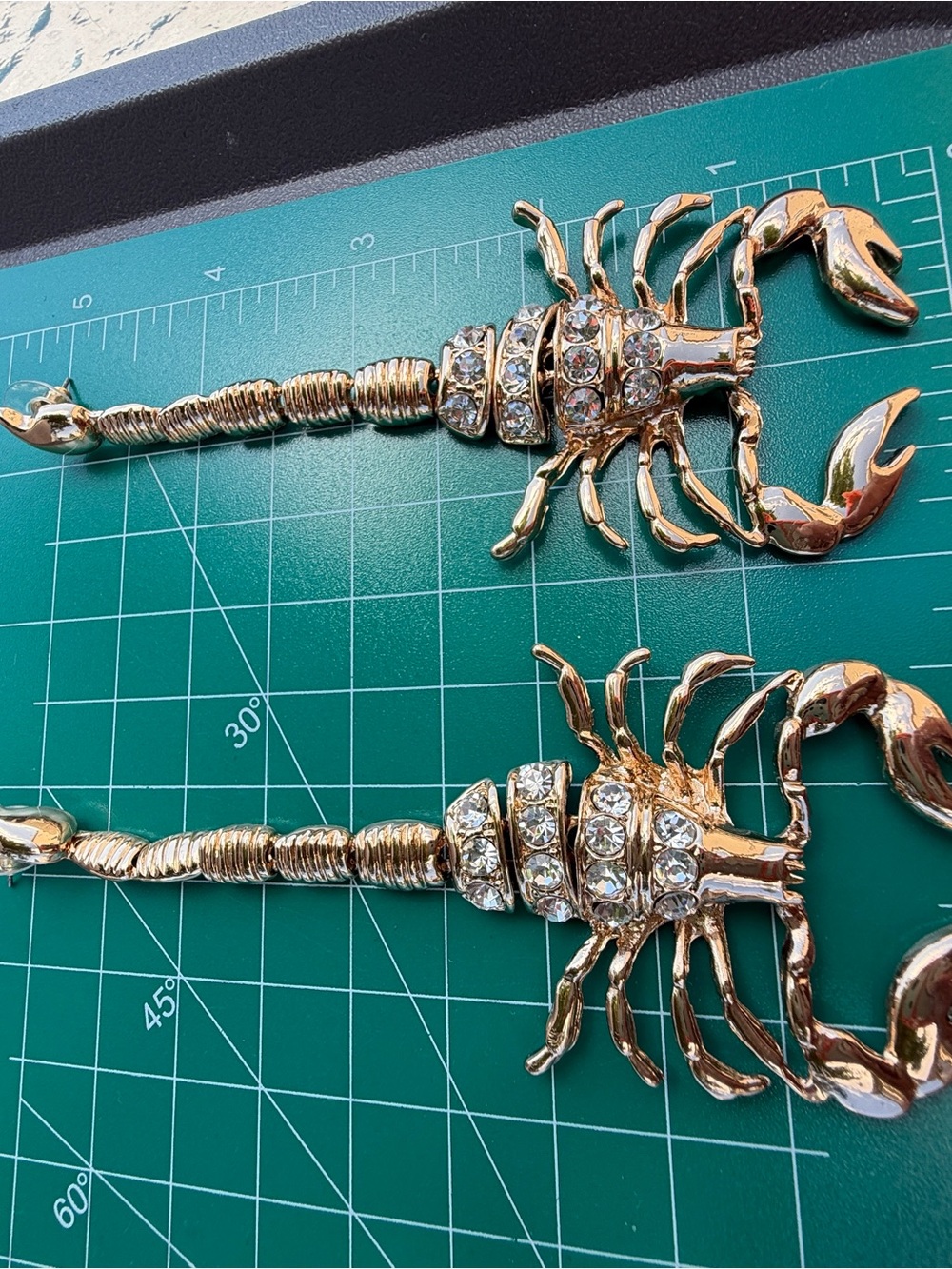 Large Rhinestone Scorpion Earrings Gold Tone Zodiac Scorpio - Picture 6 of 6